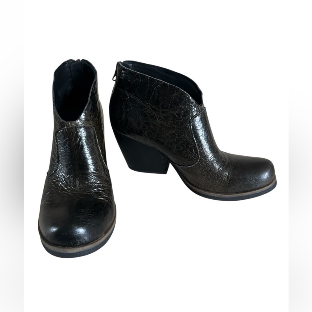 Kork-Ease Korks Gemini V-Stacked Leather Wedge Size 8